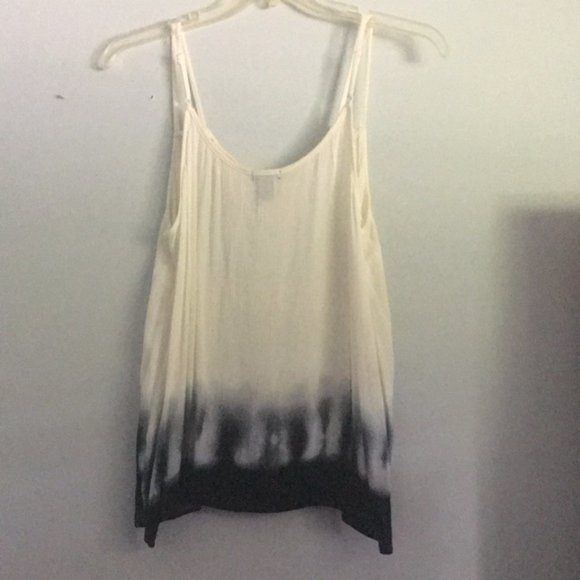 White String Tie Dye Tank Top | Rue21+ Size: 1X - Picture 5 of 7